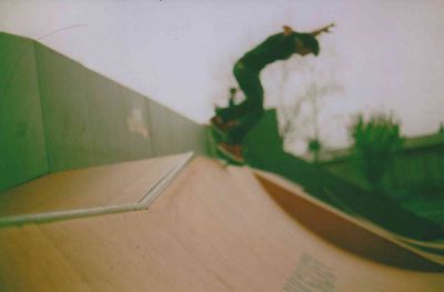 Keywords: skateboard